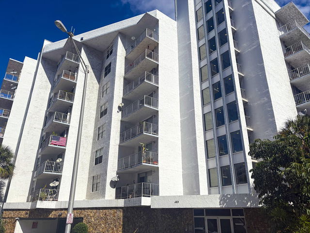 Boston Plaza  photo 2